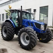 220HP High horsepower 4wd tractor machinery agricul